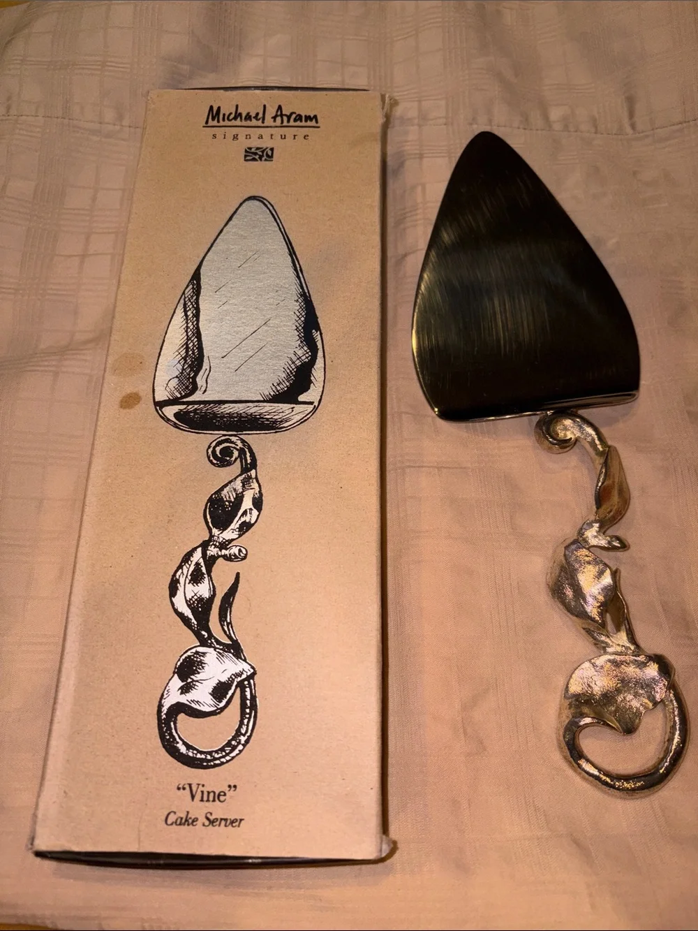 Michael Aram Stainless Steel Vine Cake Server with Sculpted Handle India EUC